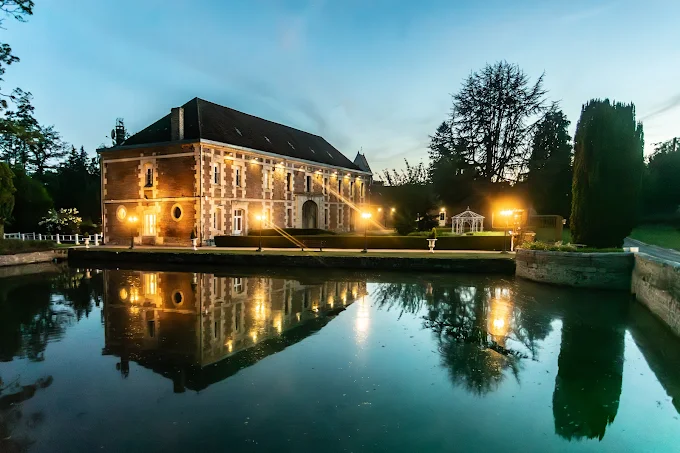 Gîtes et Chambres d’hôtes de charme – Château de Quesmy – en Picardie