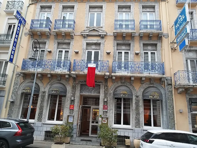 Hôtel restaurant – Le Sacca – Cauterets Haute Pyrénées