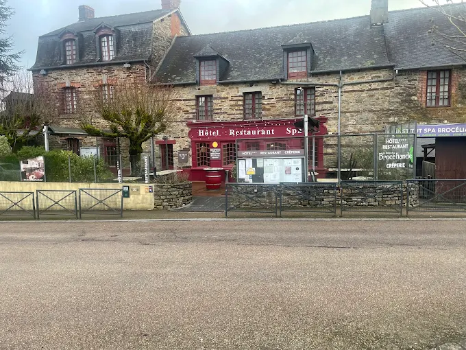 Logis Hôtel**** le Relais de Brocéliande Spa Paimpont  au pays des légendes en Bretagne