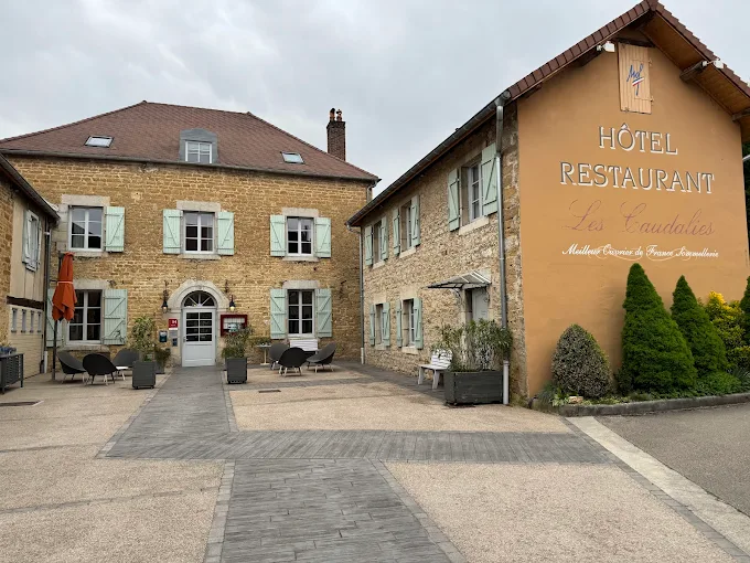 Hôtel Restaurant – Les Caudalies – proche Besançon, Dole, Lons-le-Saunier dans le Jura