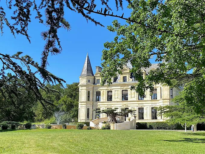 Hôtel **** – Château Camiac – Camiac-et-Saint-Denis proche Bordeaux en Gironde Aquitaine
