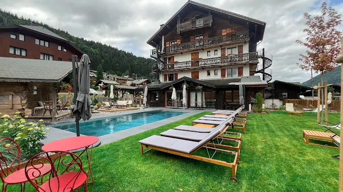 Hôtel Restaurant – Fleur des Neiges – Morzine Haute Savoie