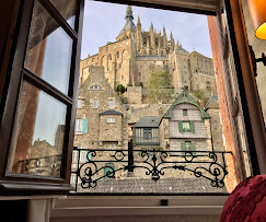Hôtel – La Croix Blanche – Mont Saint Michel