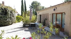 Chambres d&rsquo;hôtes – Les Mazets du Luberon – à côté de Lourmarin , Gordes, Avignon