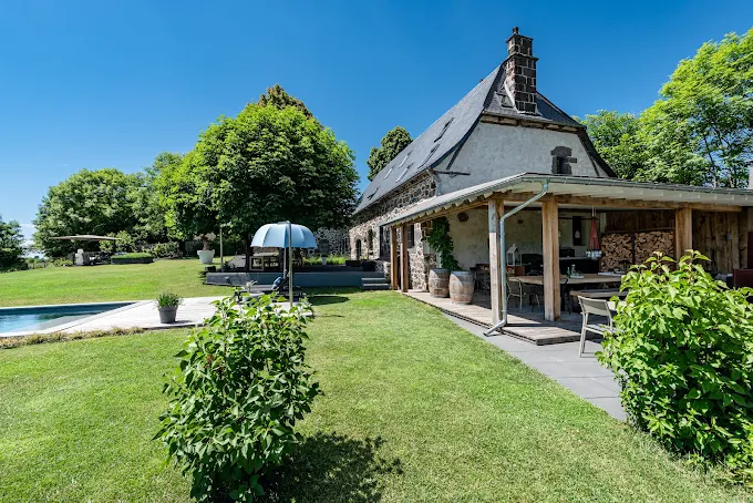 Maison de la bonne vie – Thérondels proche Aurillac en Aveyron