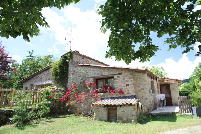 Gites – Domaine Vernadel – proche Aubenas et de Vals-les-bains
