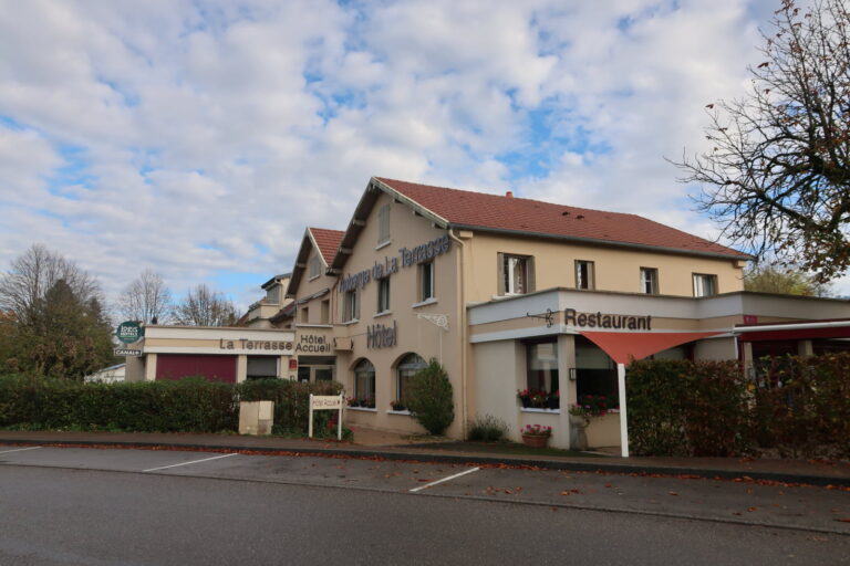 Logis Hôtel – Auberge de la Terrasse – Villersexel proche Vesoul, Montbéliard, Belfort