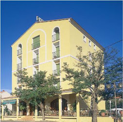 Hotel Restaurant – Atrachjata – Aléria proche  Bastia, Corte et Porto-Vecchio.